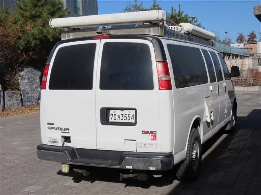 GMC 사바나 6.0 - 이미지 9