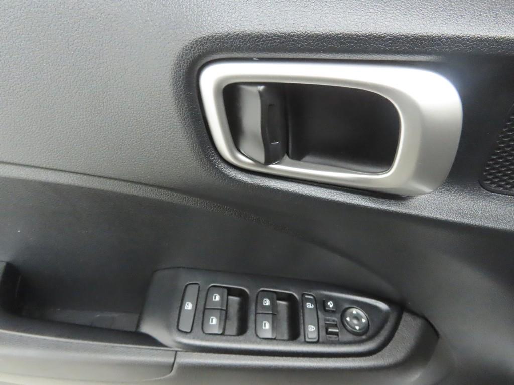 현대 베뉴 1.6 가솔린 모던 플러스 - 이미지 4