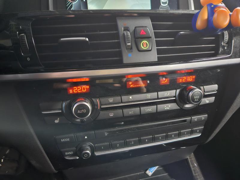 BMW X4 28i xDrive - 이미지 11