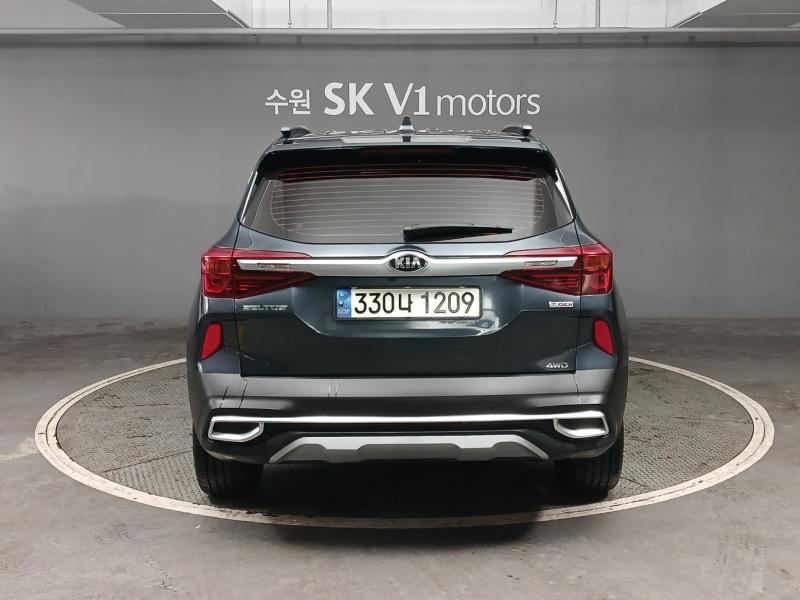 기아 셀토스 1.6 가솔린 4WD 시그니처 - 이미지 3