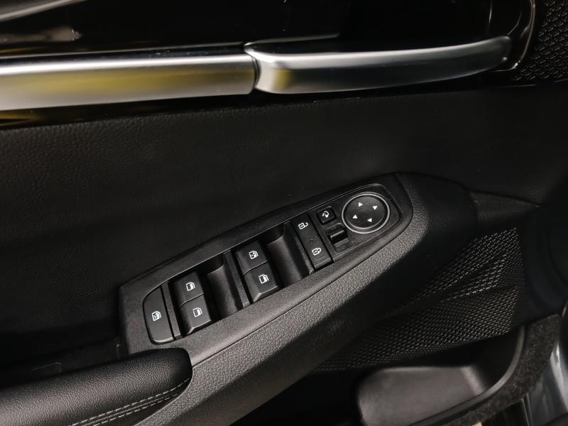 기아 셀토스 1.6 가솔린 4WD 시그니처 - 이미지 2