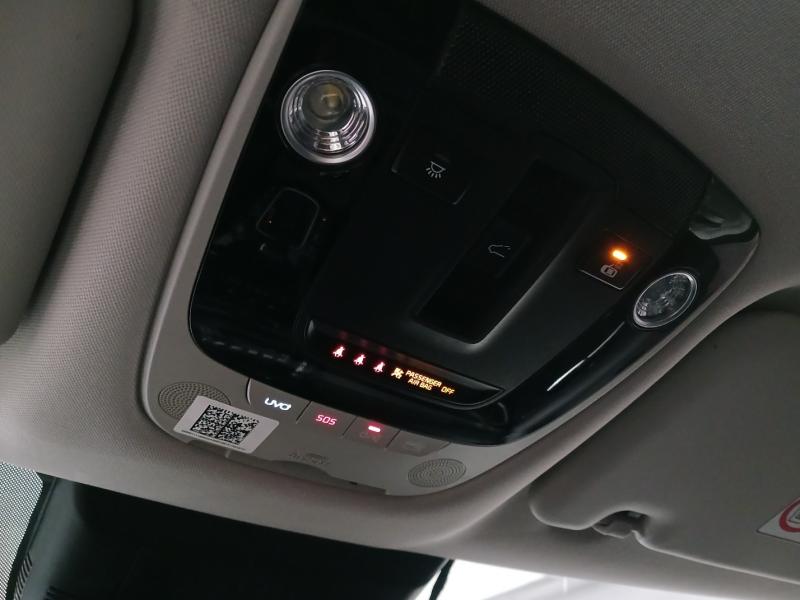 기아 셀토스 1.6 가솔린 4WD 시그니처 - 이미지 17