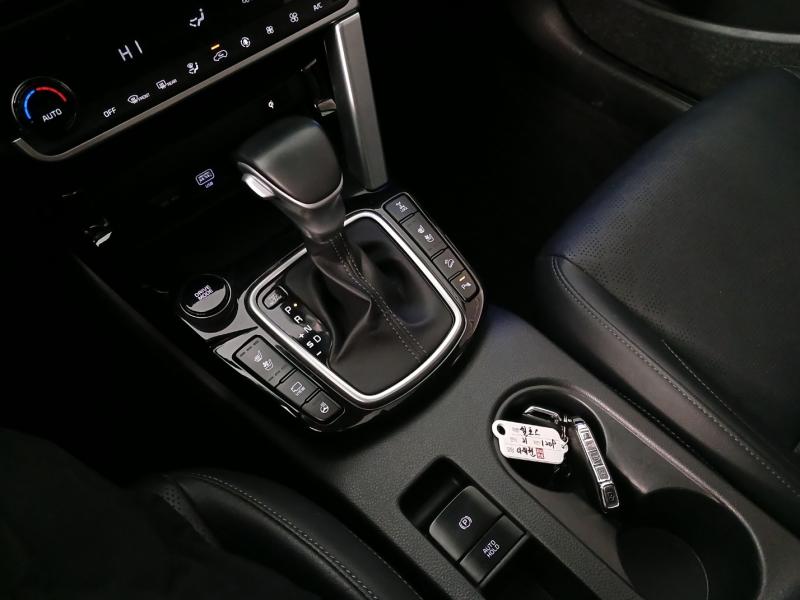 기아 셀토스 1.6 가솔린 4WD 시그니처 - 이미지 7