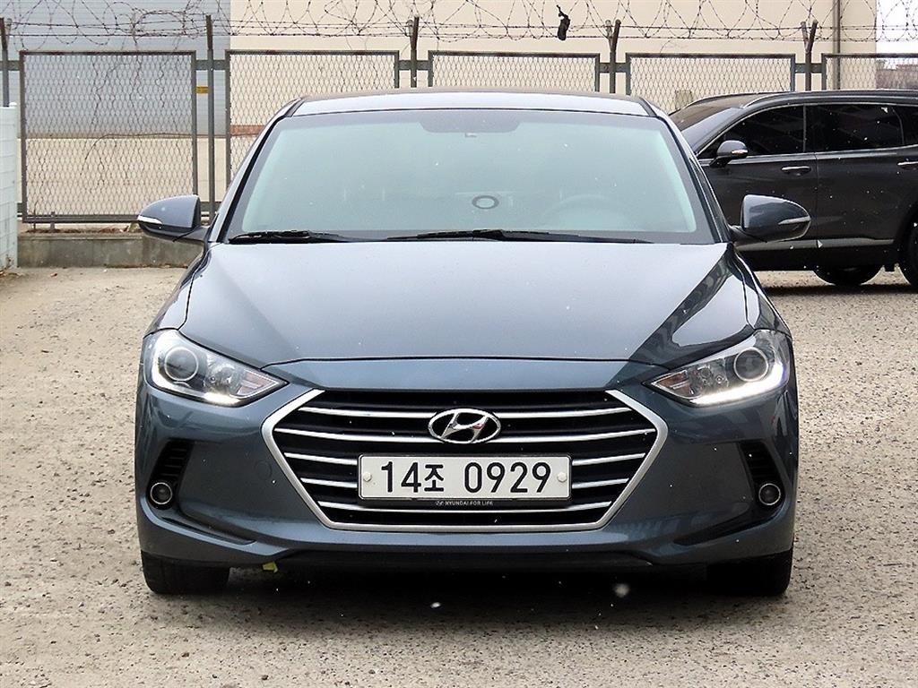 현대 아반떼AD 1.6 GDi 스마트 스페셜 - 이미지 9