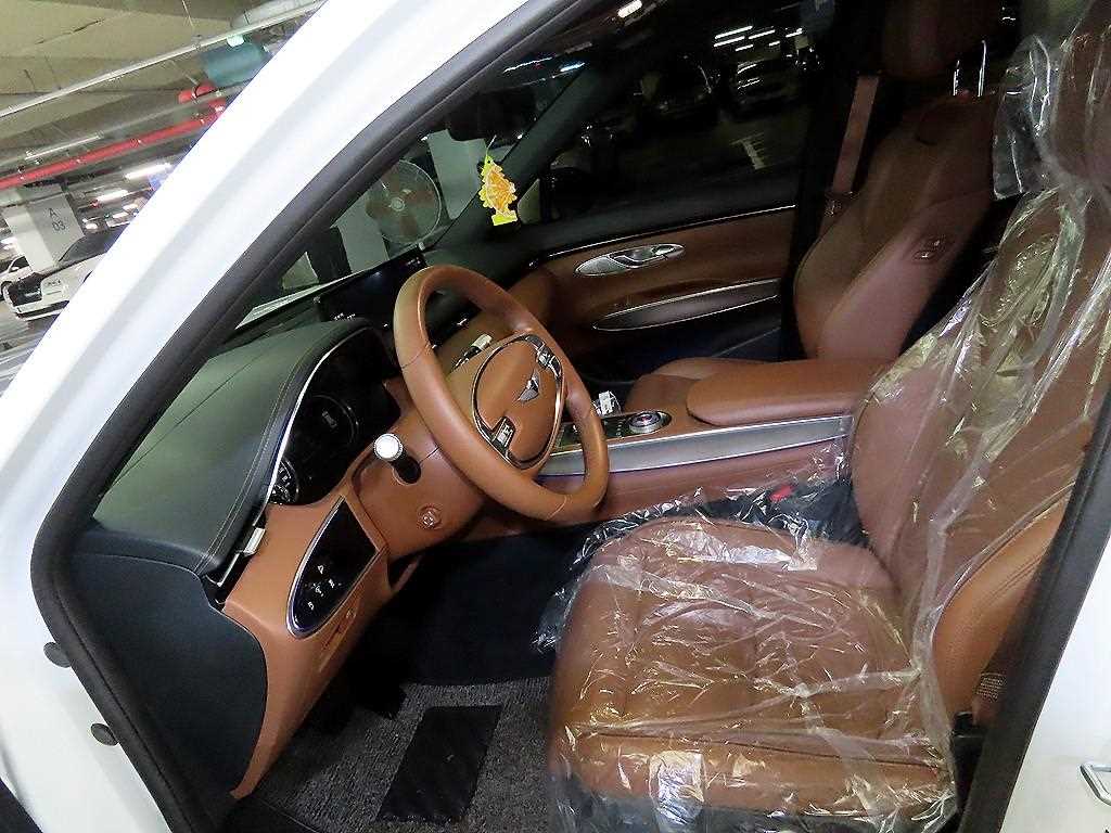 제네시스 GV70 2.5T AWD 기본형 - 이미지 11
