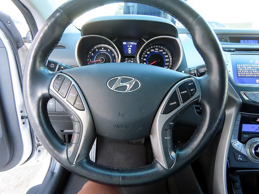 현대 아반떼MD M16 GDi 모던 - 이미지 18