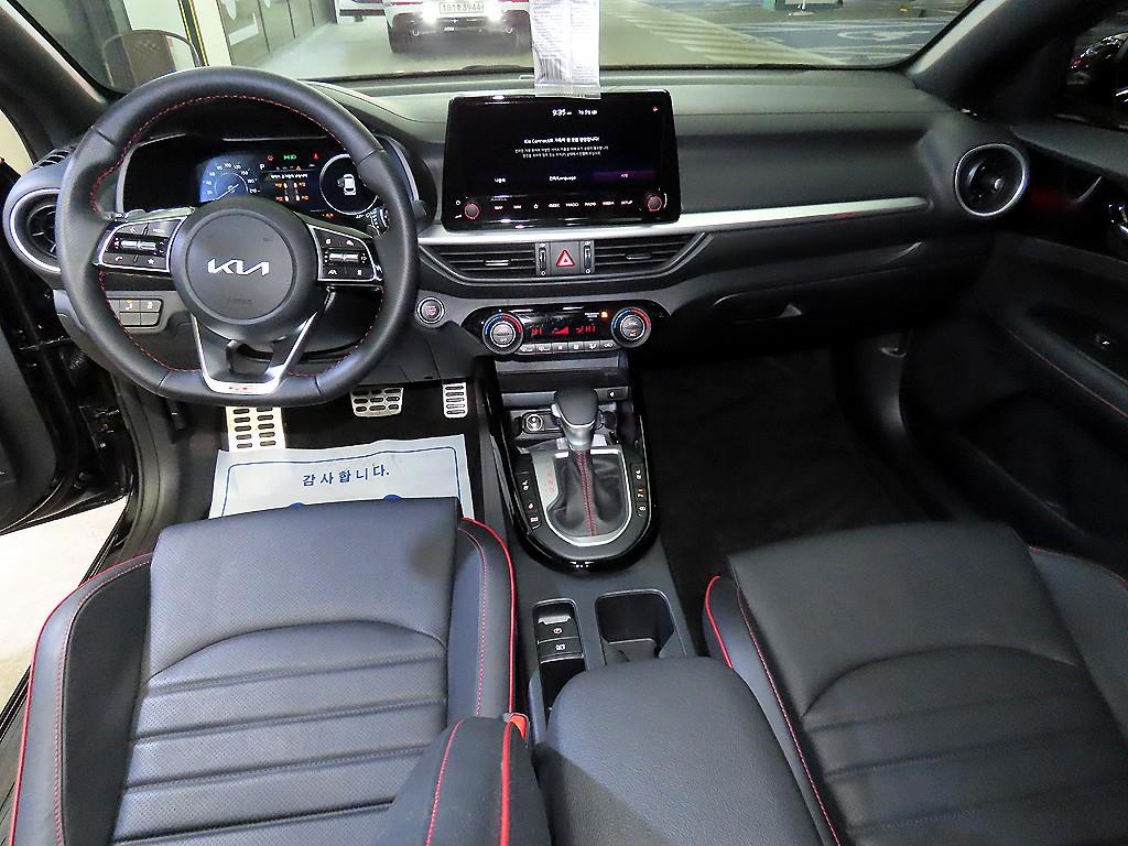 기아 더 뉴 K3 1.6 GT 5도어 시그니처 - 이미지 7
