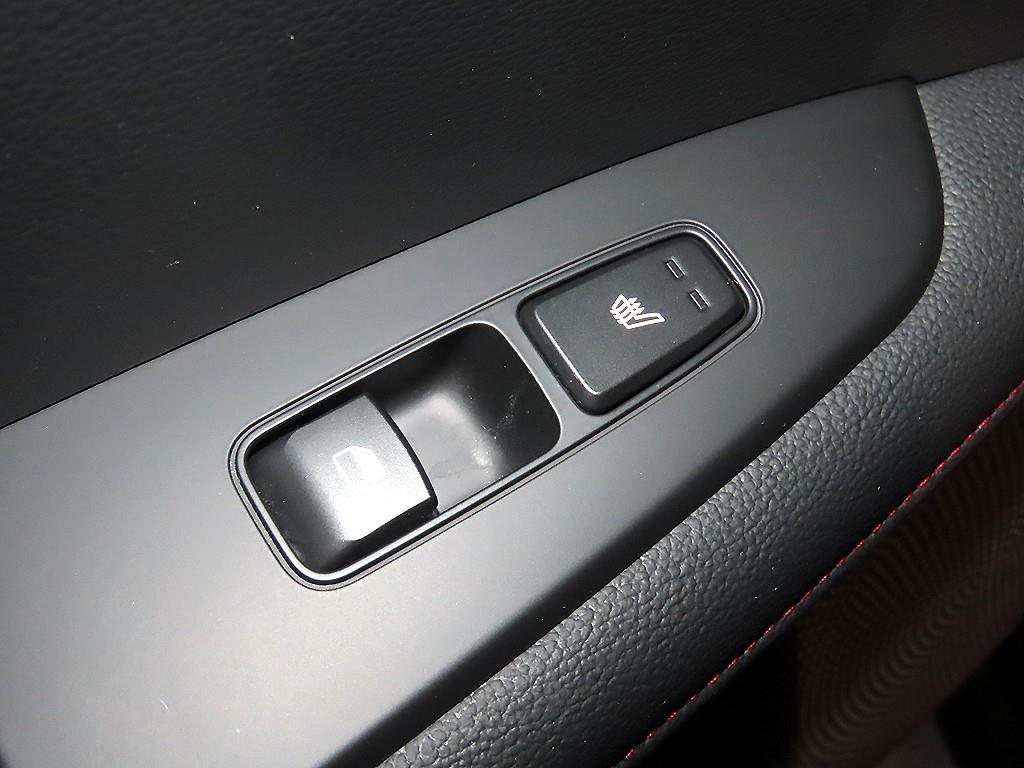 기아 더 뉴 K3 1.6 GT 5도어 시그니처 - 이미지 17