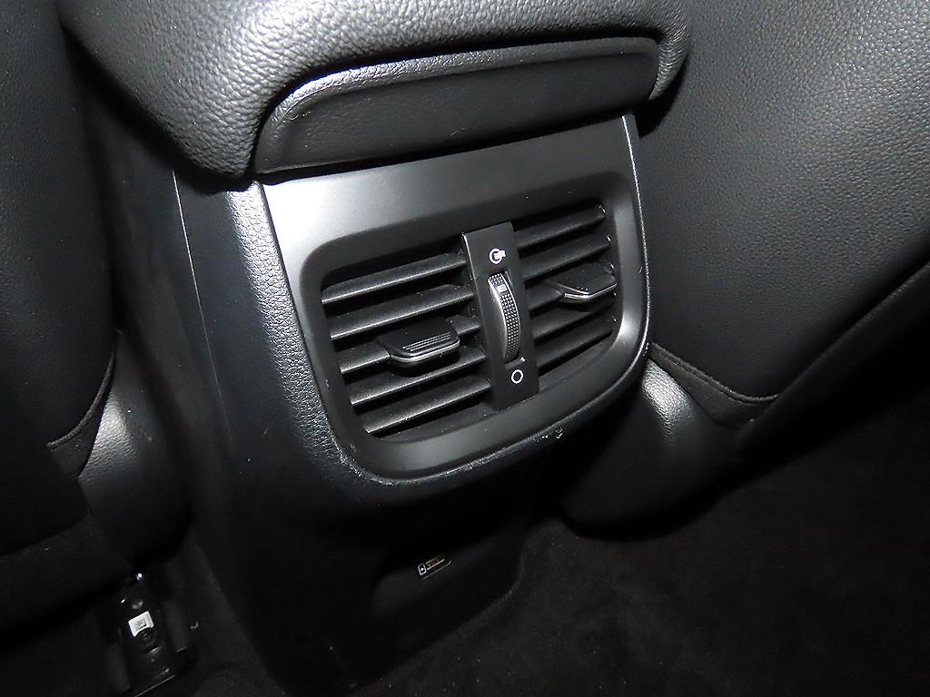 기아 더 뉴 K3 1.6 GT 5도어 시그니처 - 이미지 14