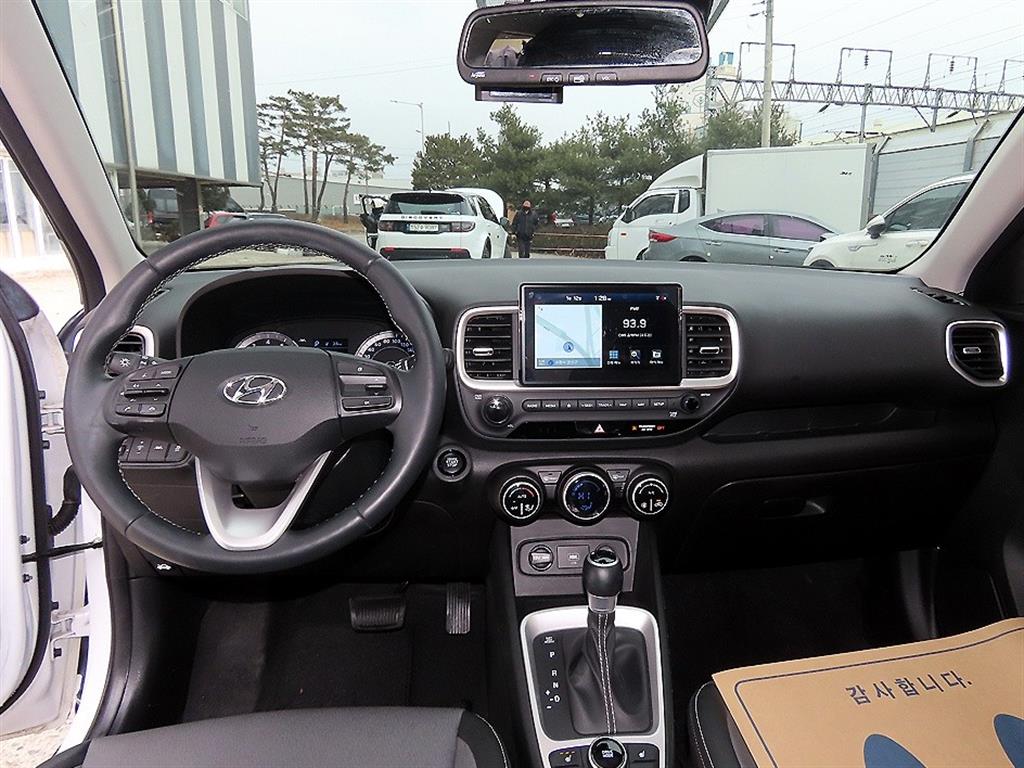 현대 베뉴 1.6 가솔린 모던 - 이미지 8