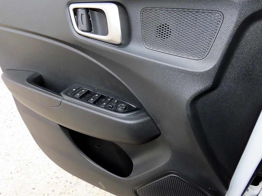 현대 베뉴 1.6 가솔린 모던 - 이미지 6