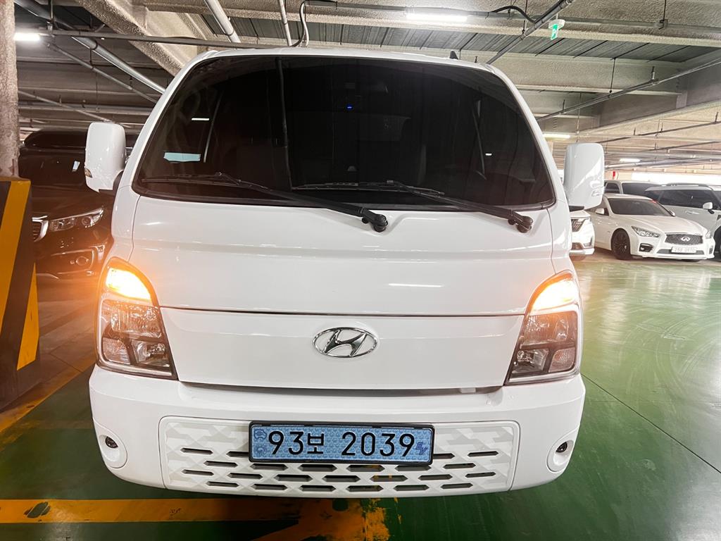 현대 포터II 일렉트릭 내장탑차 저상 - 이미지 4