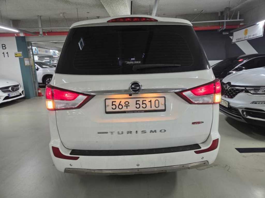 KG모빌리티(쌍용) 신형 코란도 투리스모 2.2 9인승 4WD 익스트림 스포츠 에디션 - 이미지 10