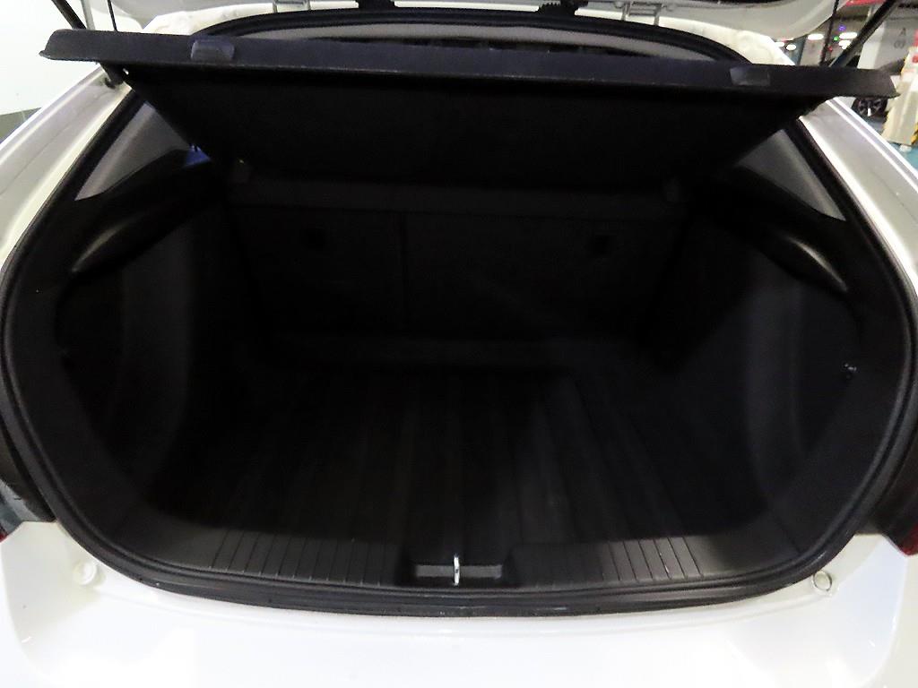 쉐보레 (대우) 크루즈 5도어 2.0 디젤 LTZ+ - 이미지 4