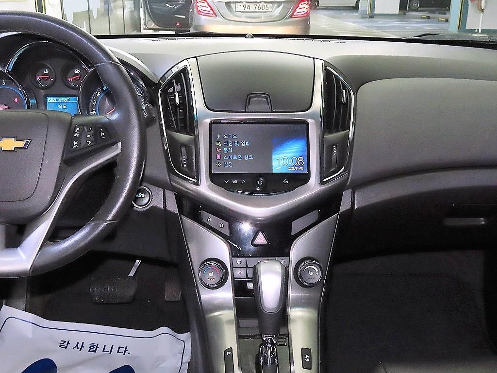 쉐보레 (대우) 크루즈 5도어 2.0 디젤 LTZ+ - 이미지 11