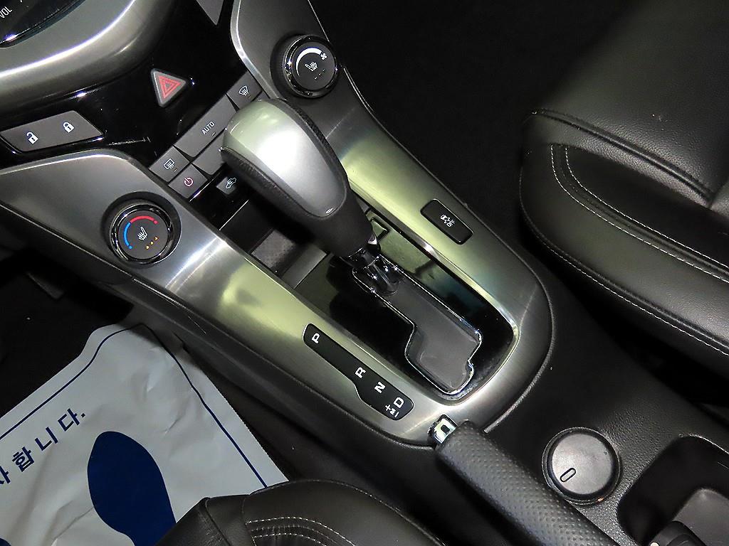 쉐보레 (대우) 크루즈 5도어 2.0 디젤 LTZ+ - 이미지 14