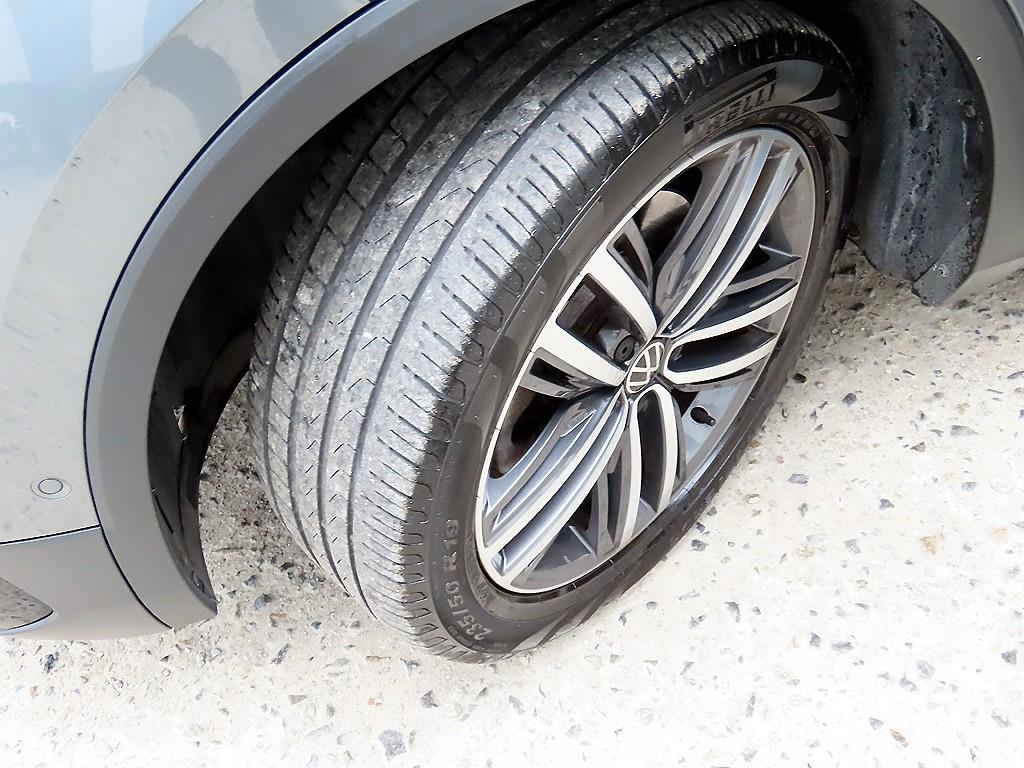 폭스바겐 티구안(2세대) 올스페이스 2.0 TSI 프레스티지 - 이미지 5