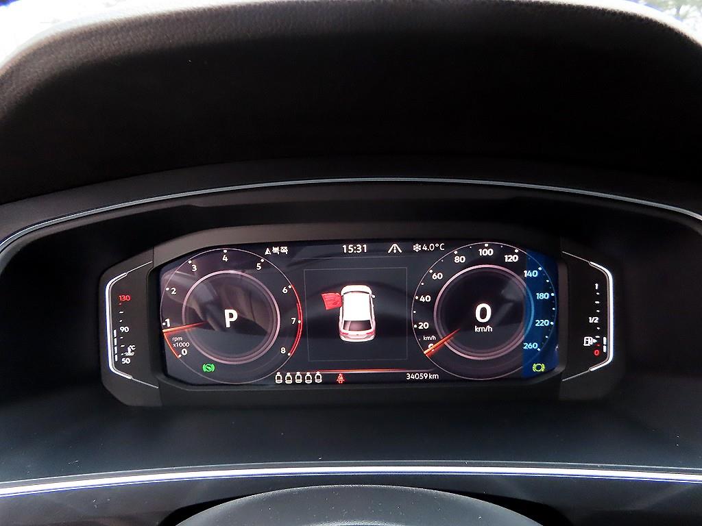 폭스바겐 티구안(2세대) 올스페이스 2.0 TSI 프레스티지 - 이미지 15