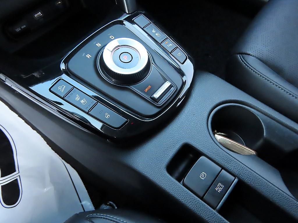 기아 더 뉴셀토스 1.6 가솔린 터보 2WD 시그니처 - 이미지 17