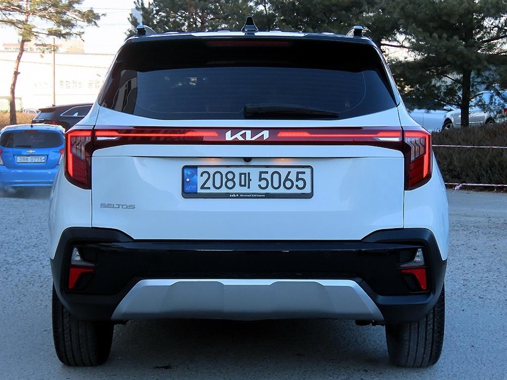 기아 더 뉴셀토스 1.6 가솔린 터보 2WD 시그니처 - 이미지 9