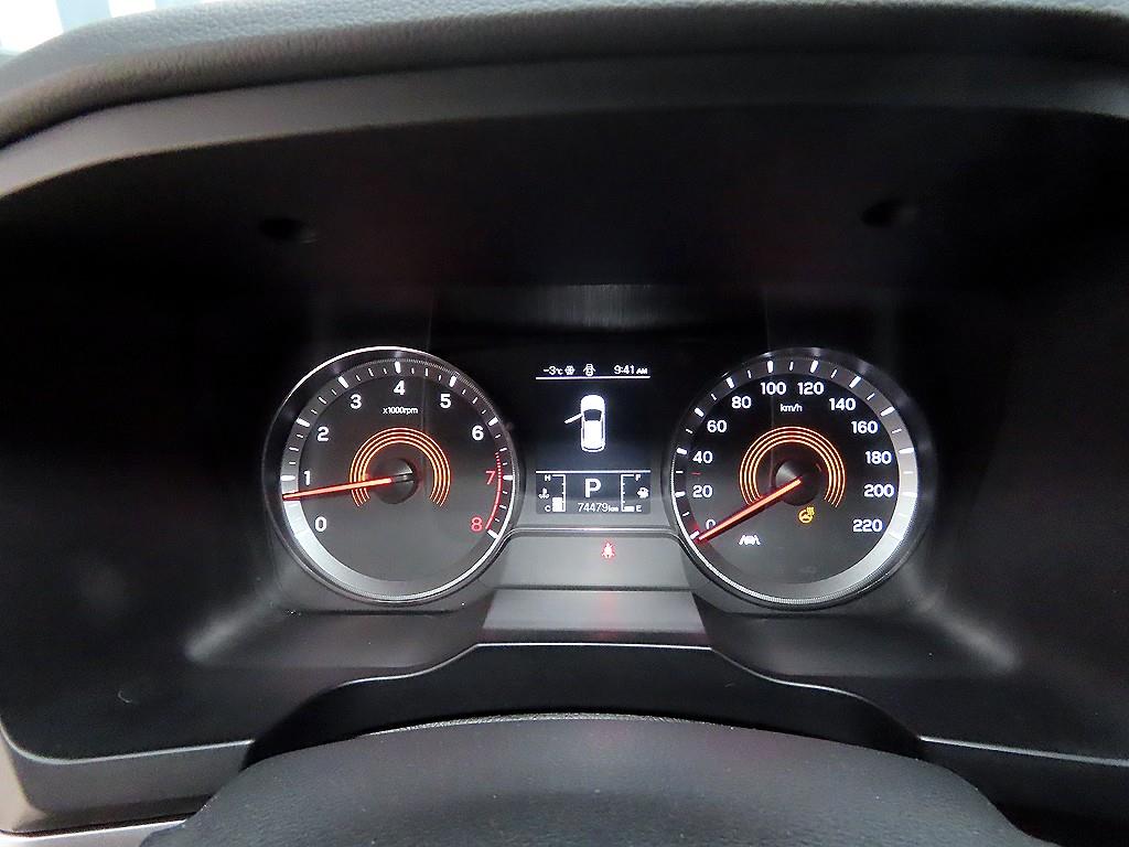 KG모빌리티(쌍용) 올 뉴코란도 1.5 가솔린 2WD C5 플러스 - 이미지 3