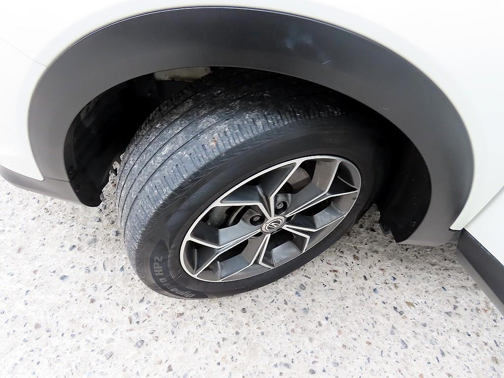 KG모빌리티(쌍용) 올 뉴코란도 1.5 가솔린 2WD C5 플러스 - 이미지 14