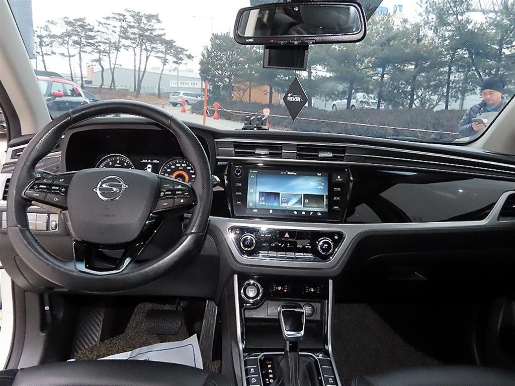 KG모빌리티(쌍용) 올 뉴코란도 1.5 가솔린 2WD C5 플러스 - 이미지 11