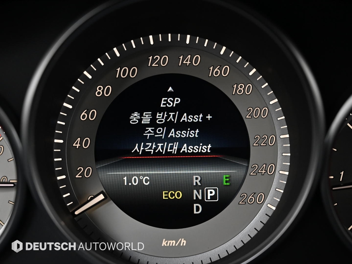 벤츠 E클래스(4세대) E220 CDI 블루텍 아방가르드 - 이미지 4