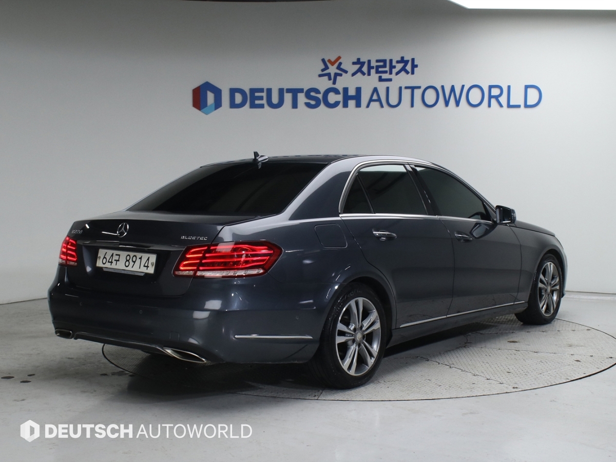 벤츠 E클래스(4세대) E220 CDI 블루텍 아방가르드 - 이미지 11