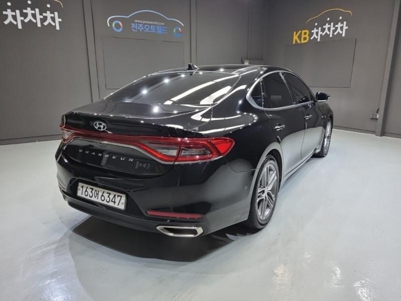 현대 그랜저IG 2.4 GDi 익스클루시브 스페셜 - 이미지 9
