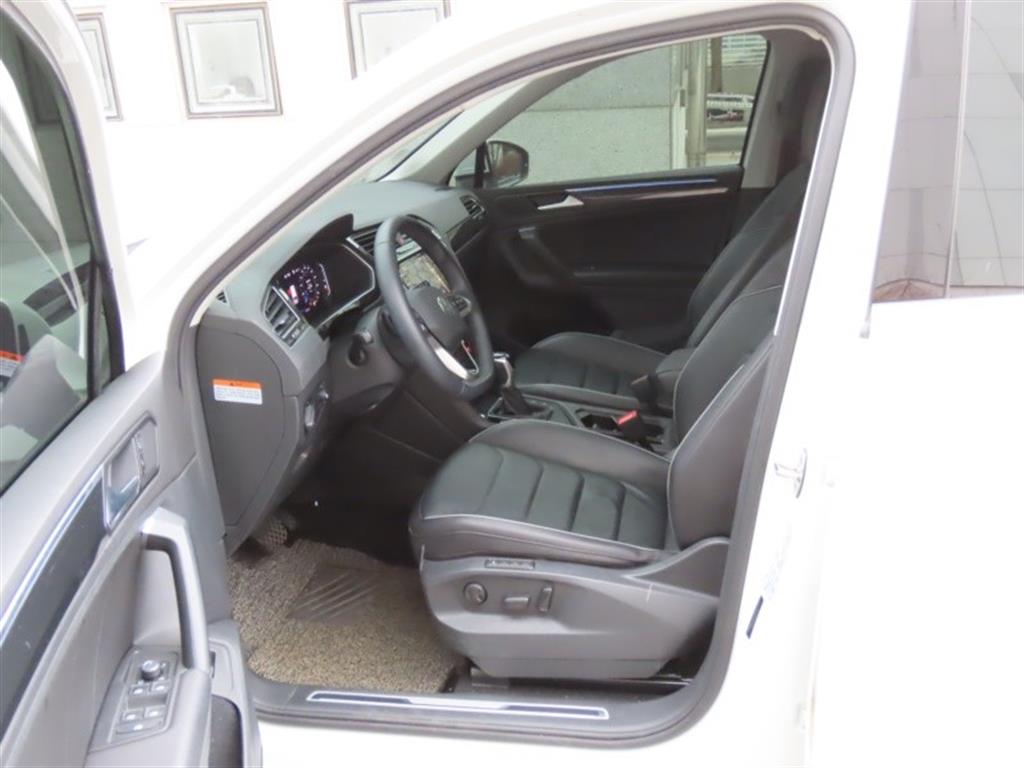 폭스바겐 티구안(2세대) 2.0 TDI 프레스티지 - 이미지 19