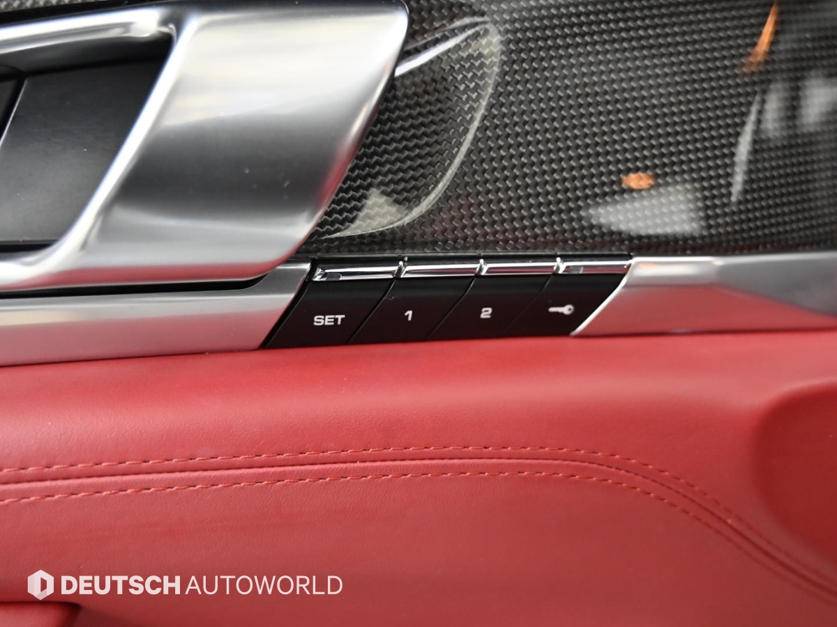 포르쉐 파나메라 4.8 GTS - 이미지 16