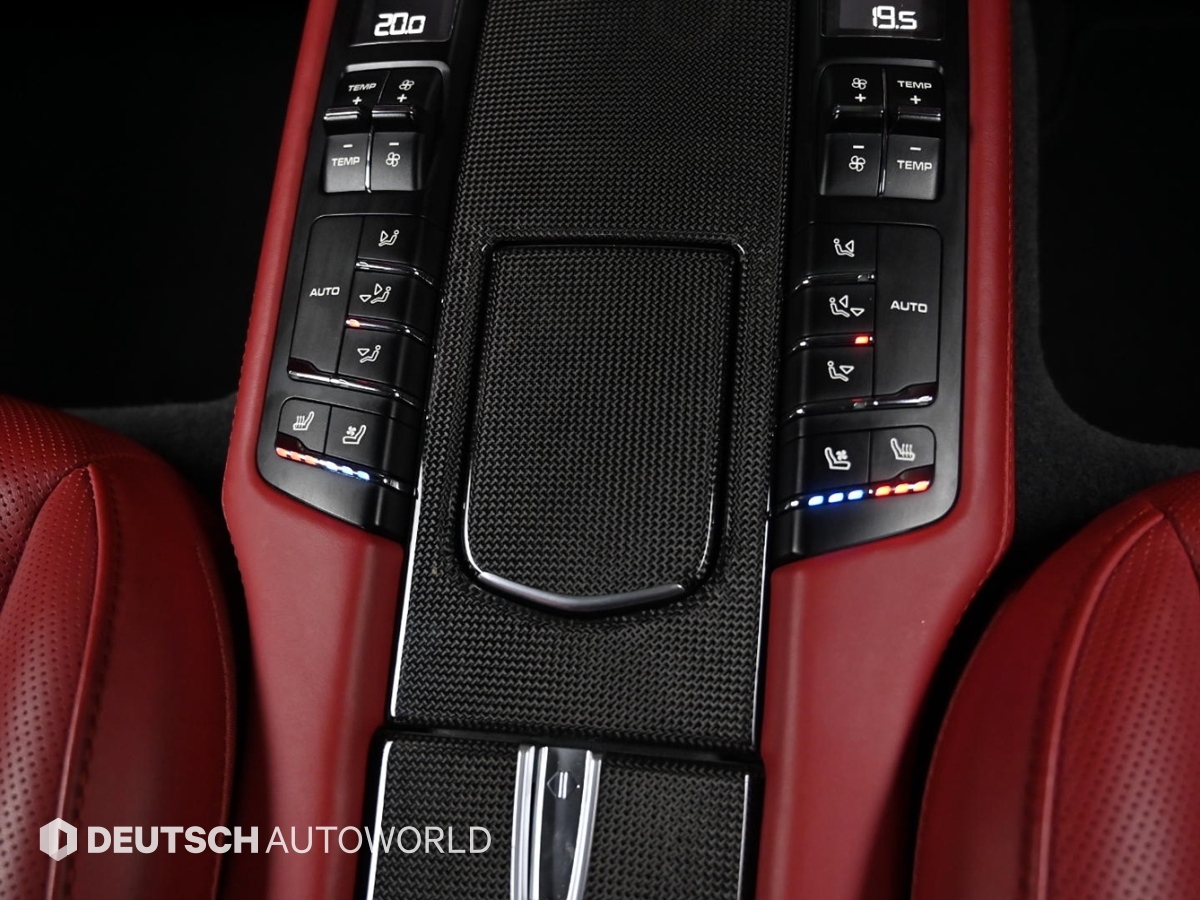 포르쉐 파나메라 4.8 GTS - 이미지 19