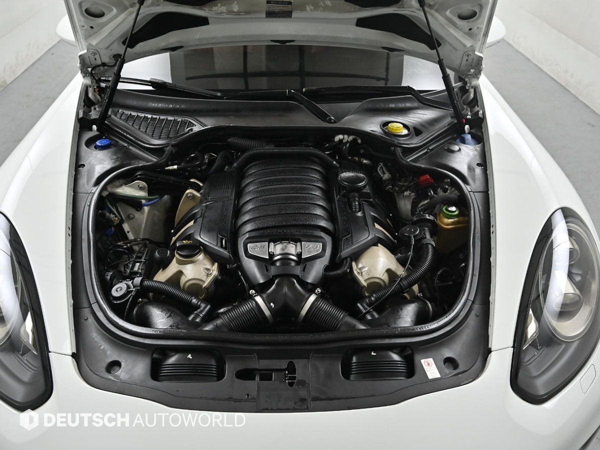 포르쉐 파나메라 4.8 GTS - 이미지 5