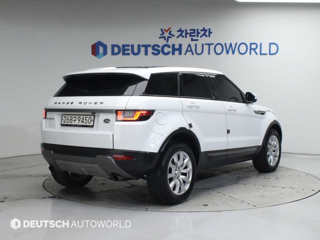 랜드로버 레인지로버 이보크 2.0 TD4 SE - 이미지 6