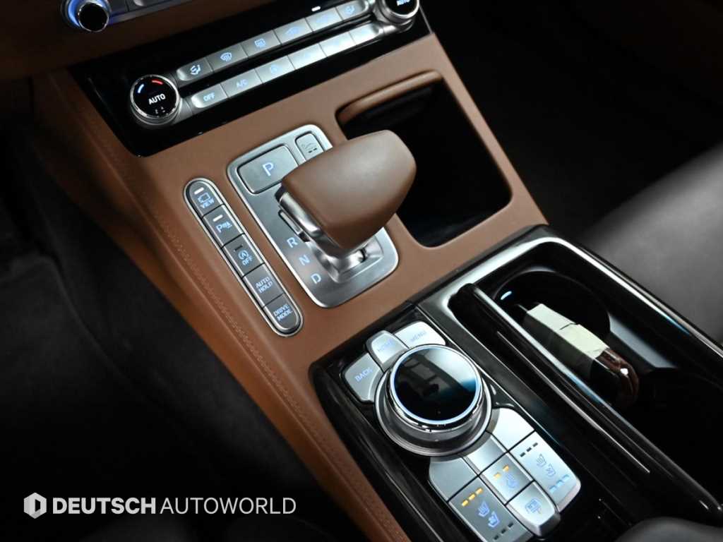 제네시스 G90 3.8 AWD 럭셔리 - 이미지 3