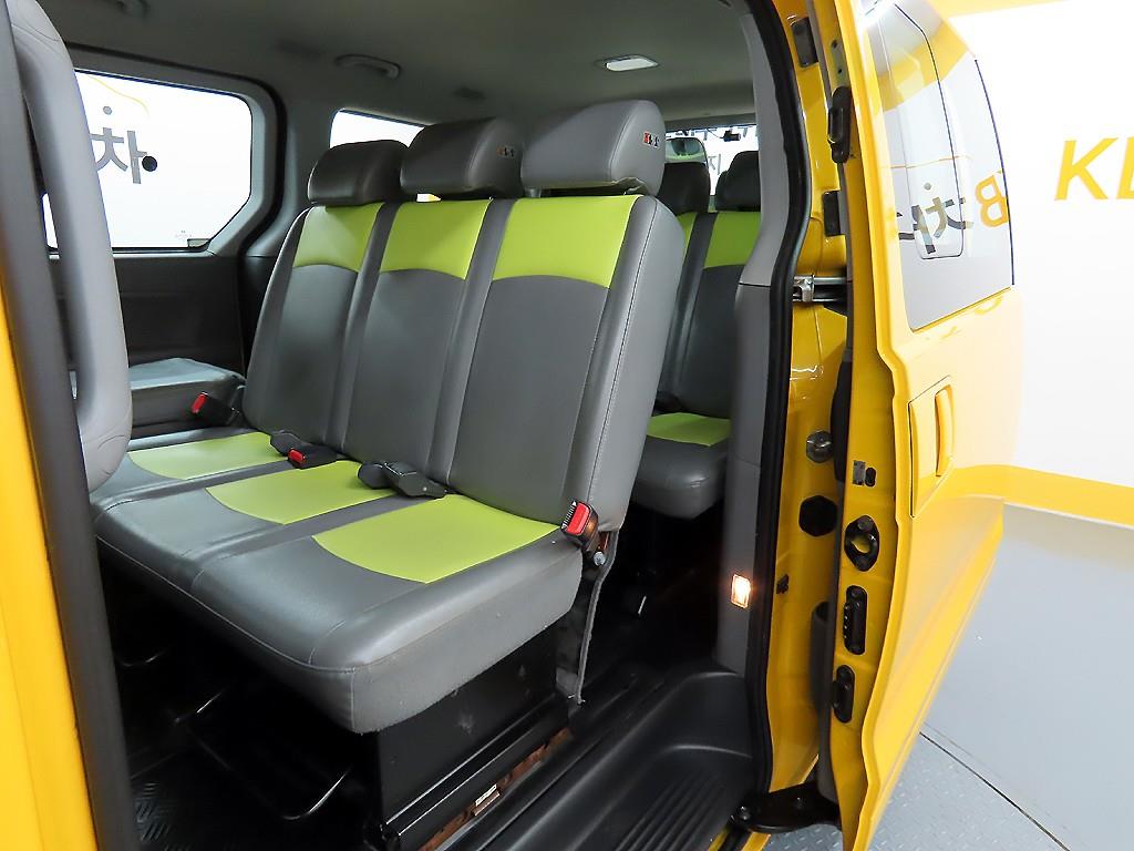 현대 더 뉴그랜드스타렉스 어린이버스 15인승 4WD - 이미지 19