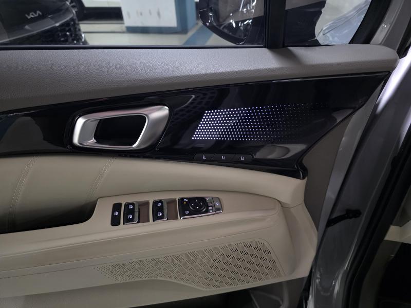 기아 더 뉴카니발(KA4) 7인승 가솔린 시그니처 그래비티 - 이미지 6