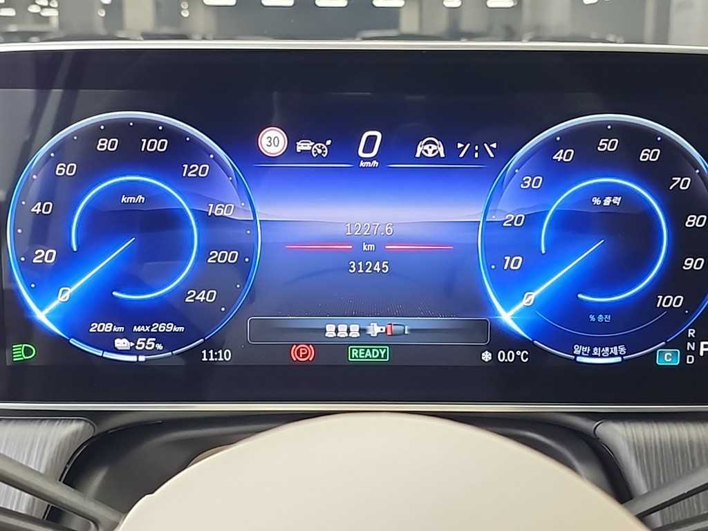 벤츠 EQS SUV EQS 450 4매틱 - 이미지 3