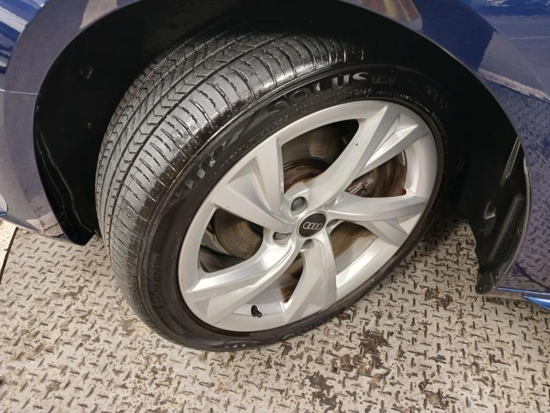 아우디 A4(5세대) 40 TFSI 프리미엄 - 이미지 11