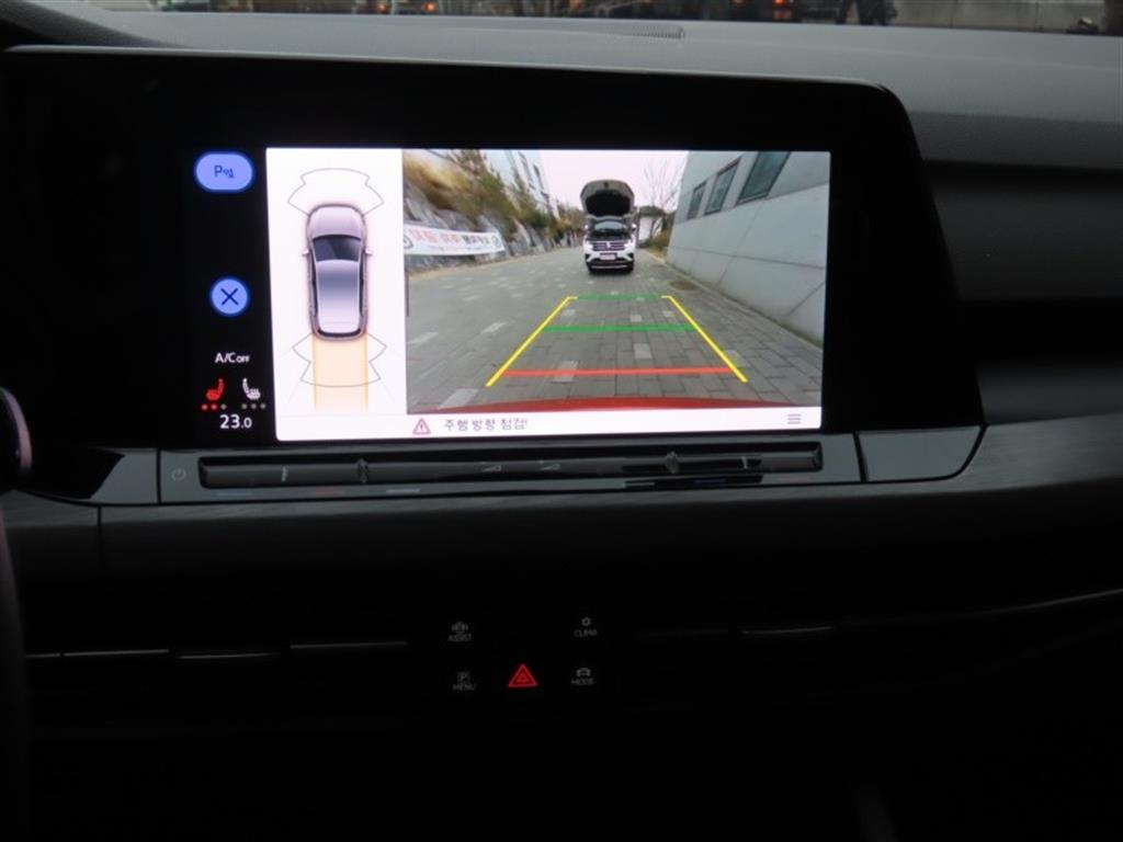 폭스바겐 골프(8세대) 2.0 TDI 프리미엄 - 이미지 3