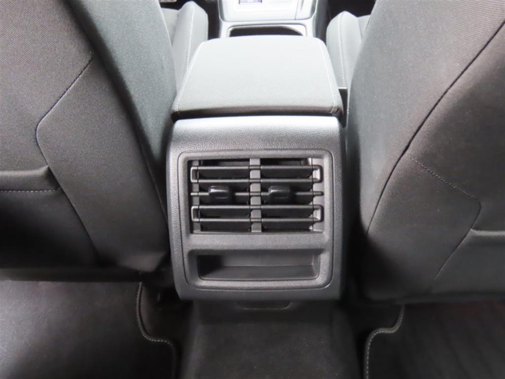 폭스바겐 골프(8세대) 2.0 TDI 프리미엄 - 이미지 7