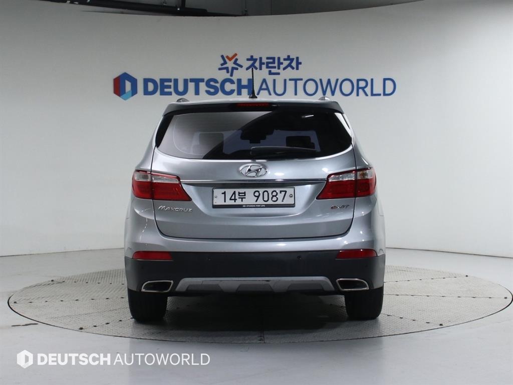 현대 맥스크루즈 디젤 R2.2 2WD 익스클루시브 스페셜 - 이미지 18