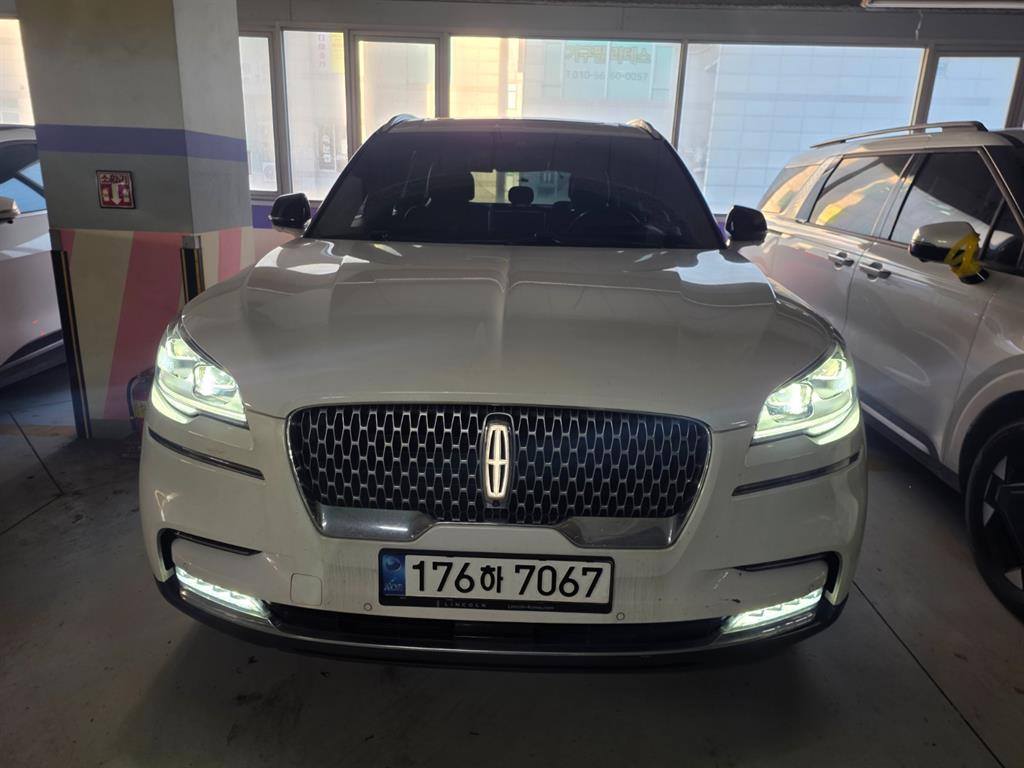 링컨 에비에이터(2세대) 3.0 V6 AWD 리저브 - 이미지 4
