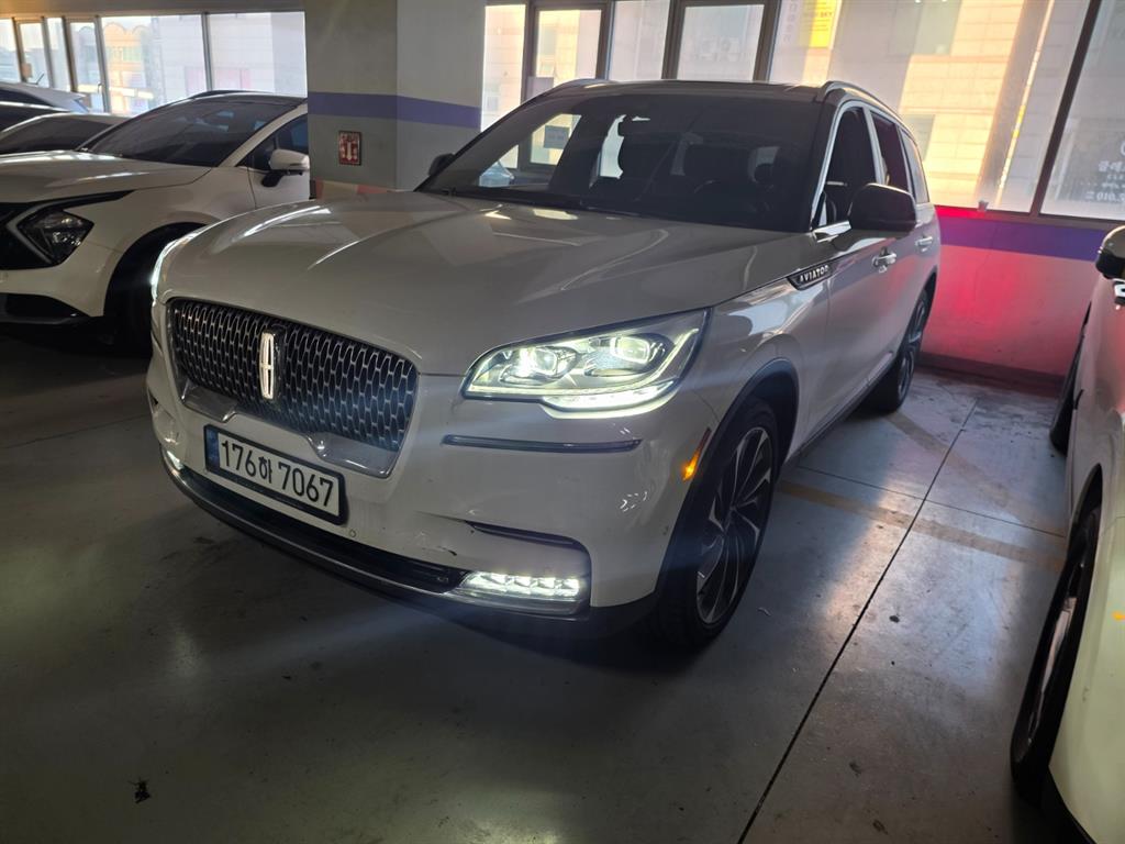 링컨 에비에이터(2세대) 3.0 V6 AWD 리저브 - 이미지 5