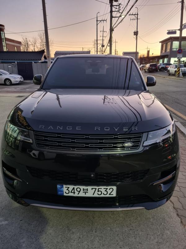 랜드로버 레인지로버 스포츠(3세대) 3.0 P360 오토바이오그래피 - 이미지 8