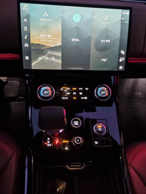 랜드로버 레인지로버 스포츠(3세대) 3.0 P360 오토바이오그래피 - 이미지 4