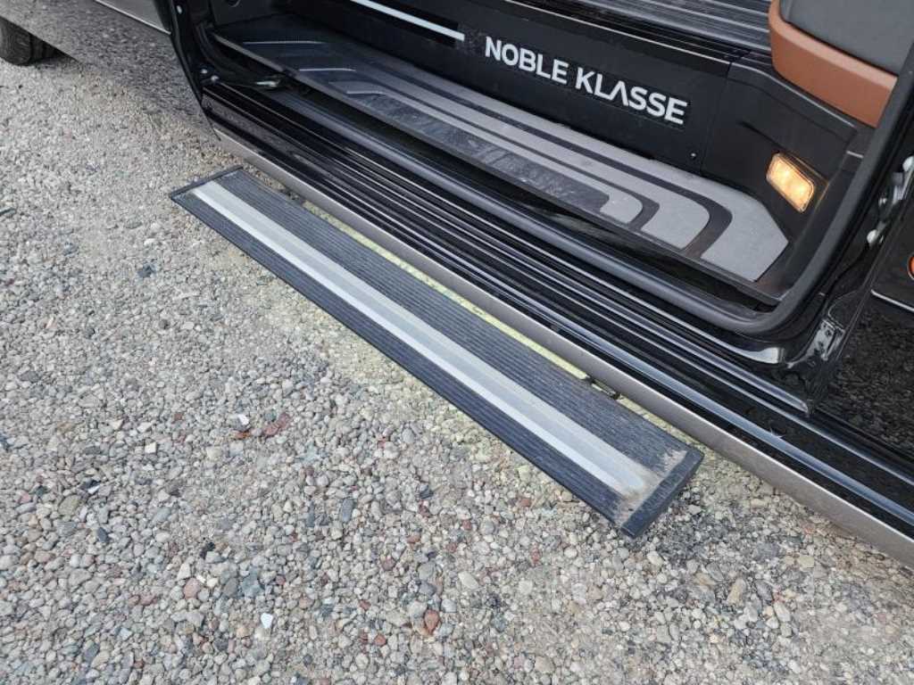 벤츠 스프린터(3세대) 519 CDI 롱바디 VIP 13인승 - 이미지 3