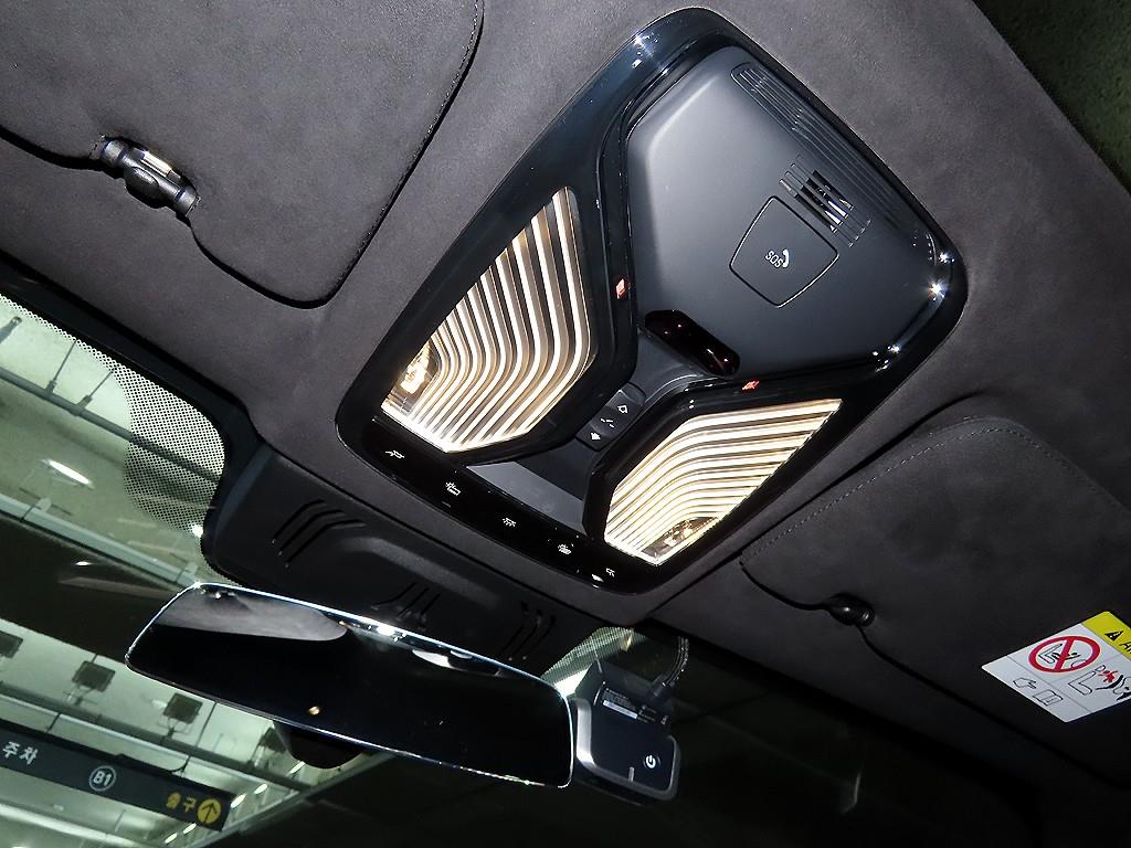 BMW X7 40i xDrive M스포츠 팩 - 이미지 6