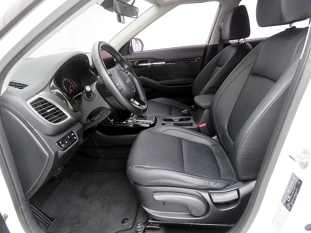 기아 셀토스 1.6 디젤 2WD 프레스티지 - 이미지 4